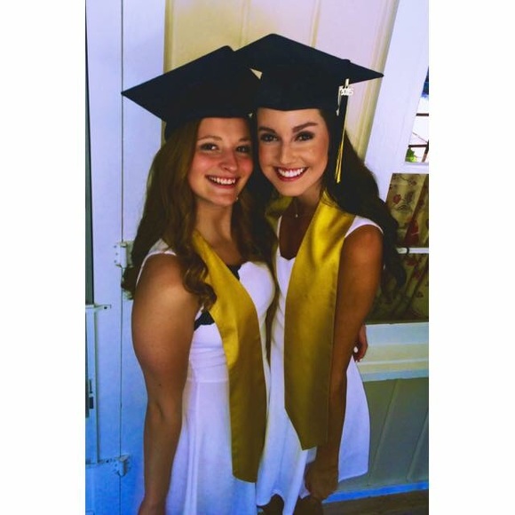 White Dress - Picture 4 of 4